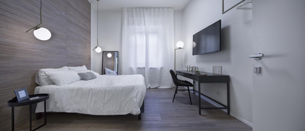Suite Vogue Espresso Voghera Exterior foto